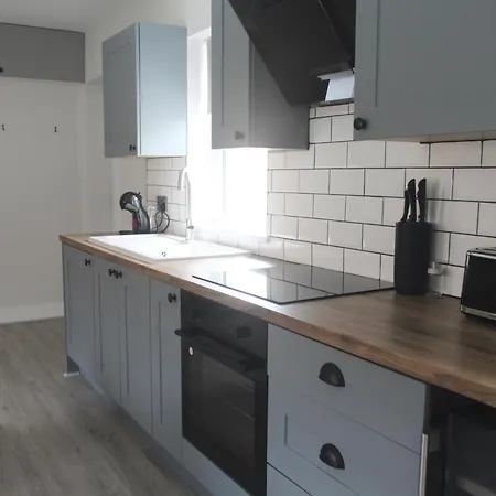 Apartment Luxury Barn With Private Wood-fired Hot Tub Selby